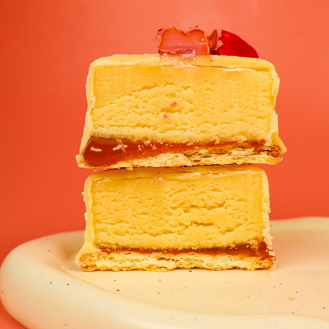 Fit Piggy Bar - White Twix